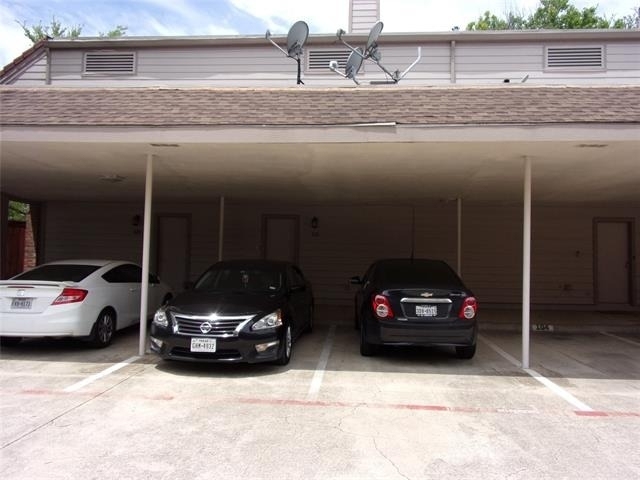 18240 Midway Road - Photo 33