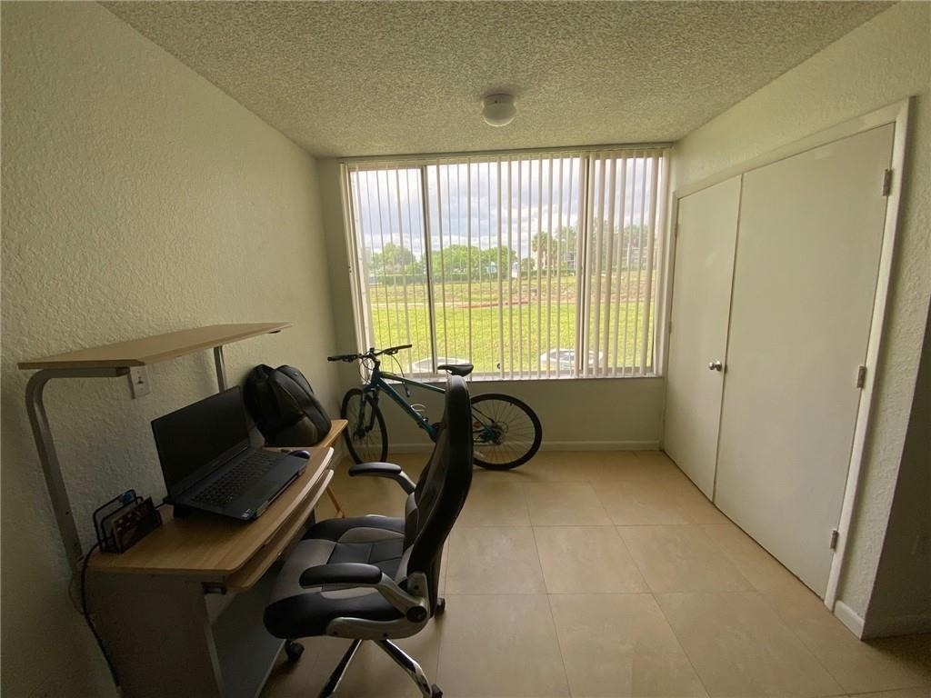 2841 N Oakland Forest Drive - Photo 5