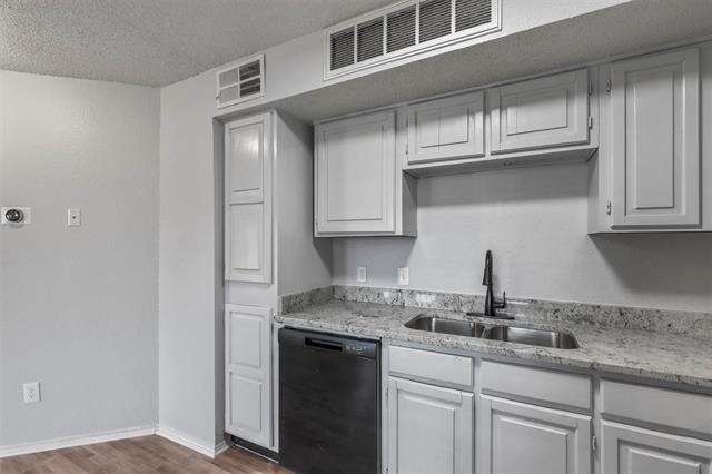 2300 Bamboo Drive - Photo 8