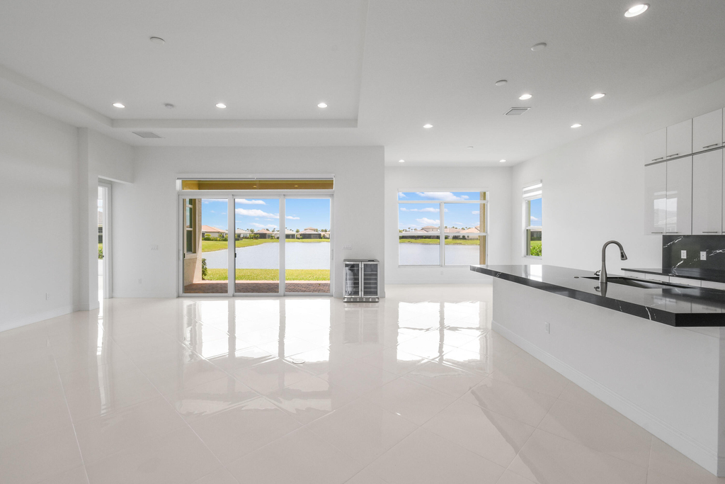 9019 Sw Terzi Way - Photo 6