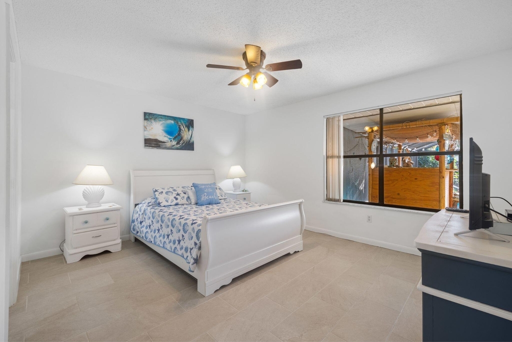 2542 Sw Kensington Street - Photo 12