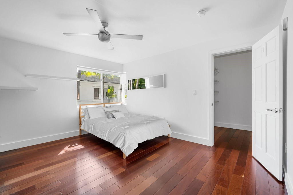 741 6th Street - Photo 4
