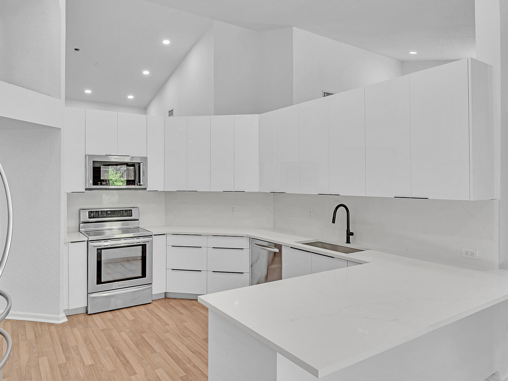 3420 Washington Lane - Photo 9