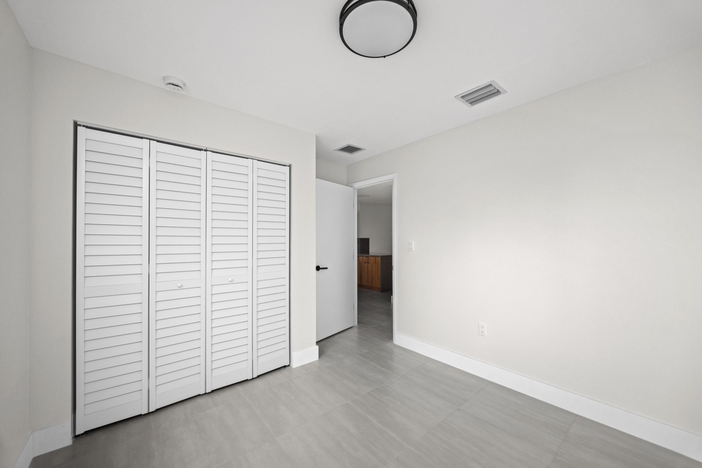 1181 Nw 66th Street - Photo 22