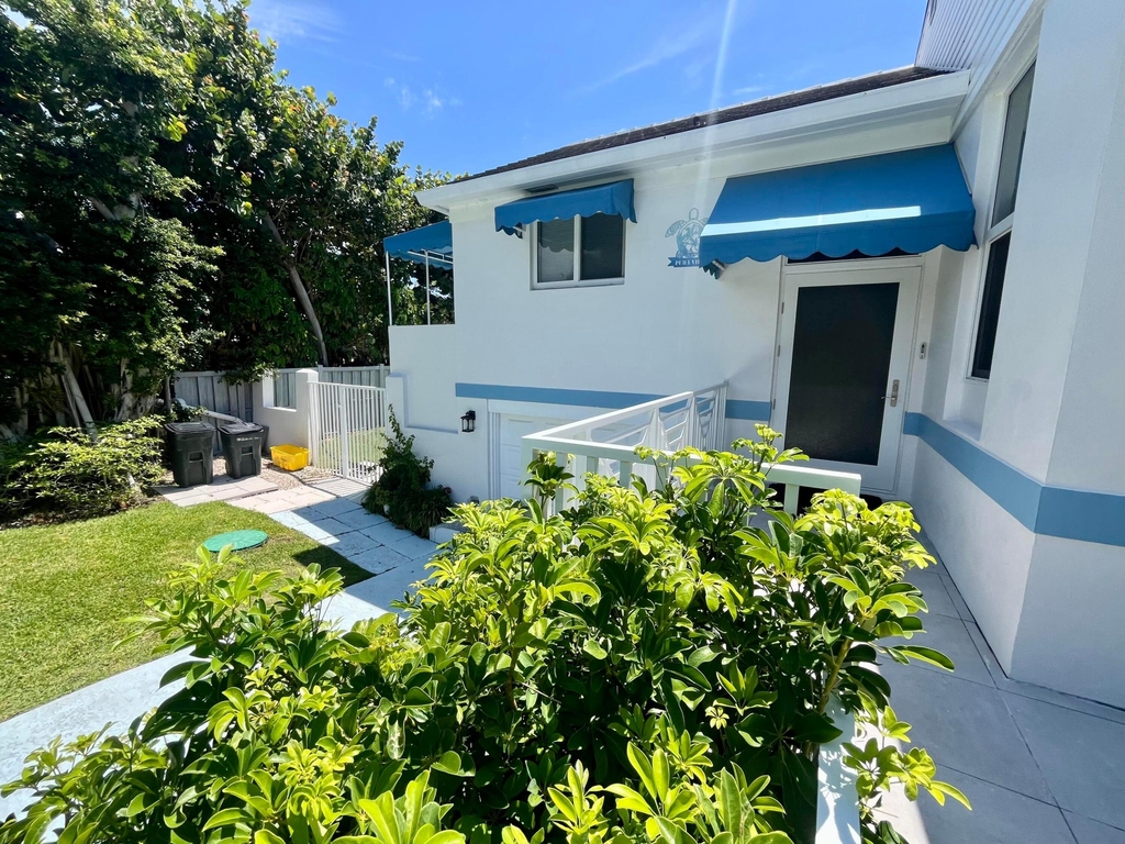 115 Dolphin Road - Photo 32