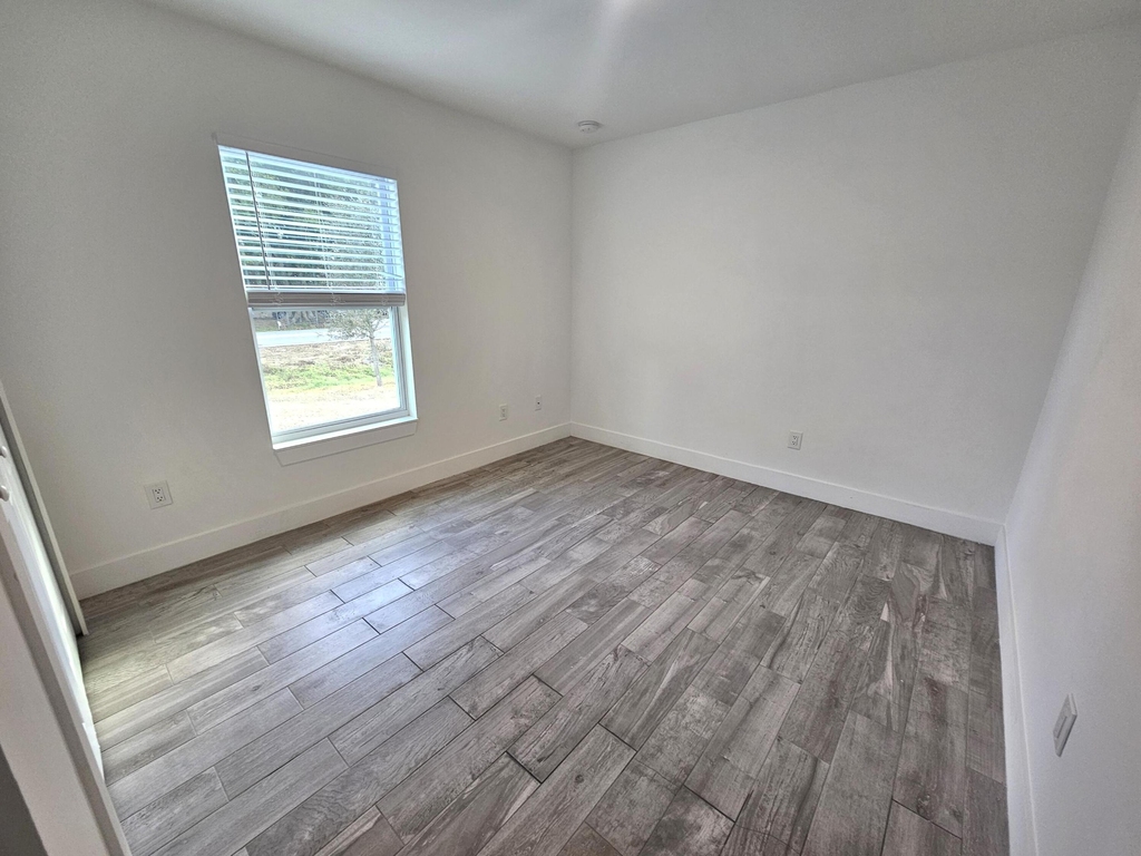 2447 Nw 5th Street - Photo 14