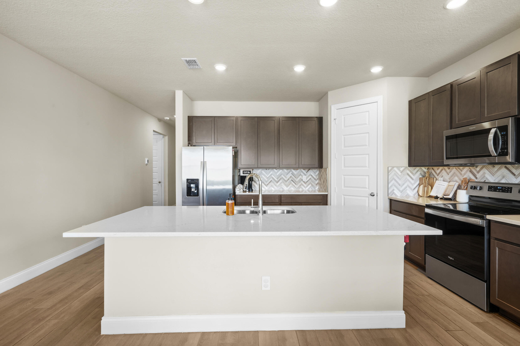 8588 Dahlia Circle - Photo 9