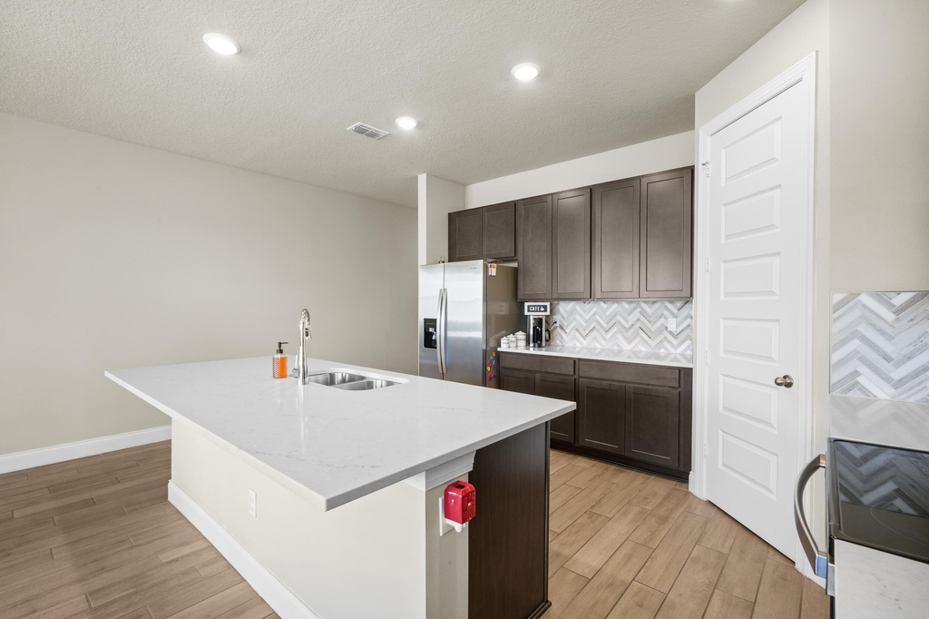 8588 Dahlia Circle - Photo 8