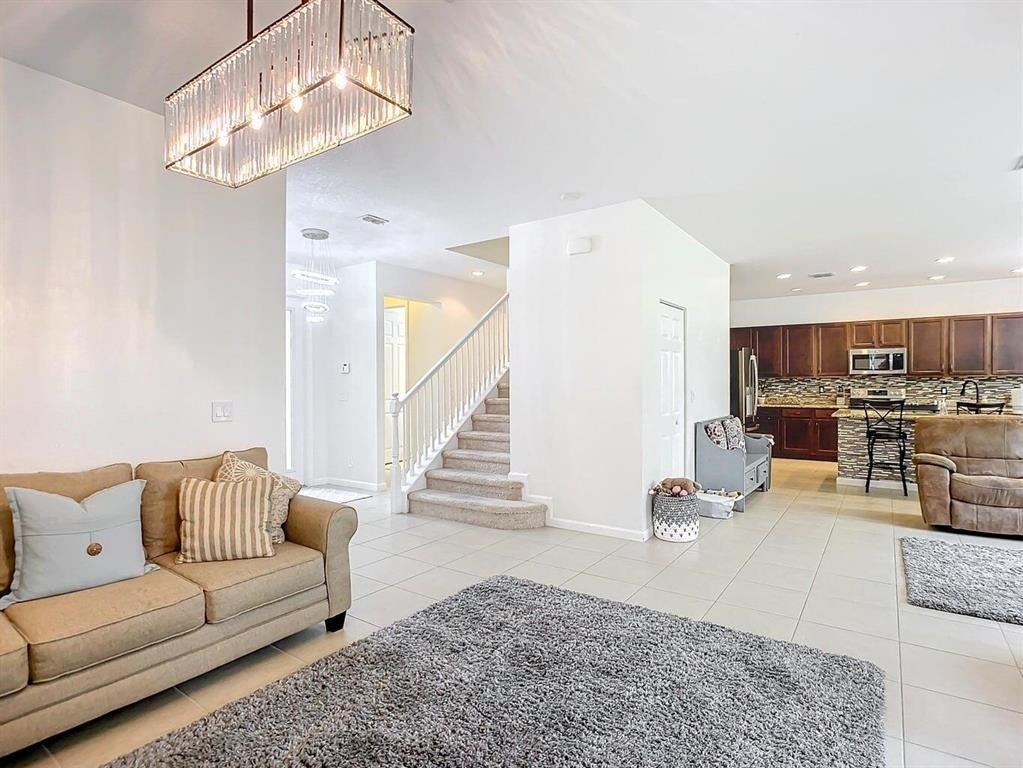 11931 Sw Crestwood Circle - Photo 5