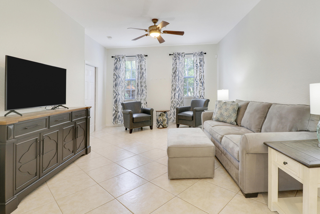 123 E Thatch Palm Circle - Photo 4