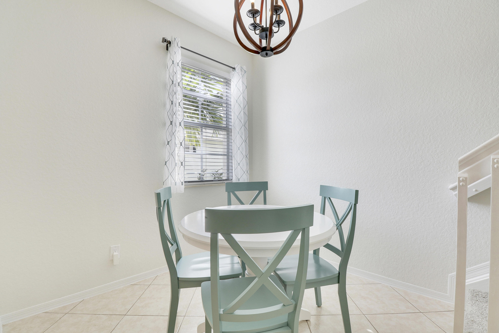 123 E Thatch Palm Circle - Photo 10