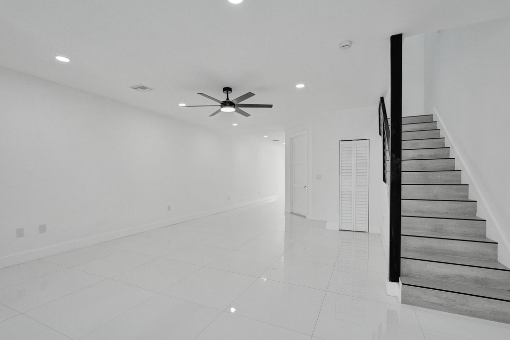 1215 W Las Olas Boulevard - Photo 3