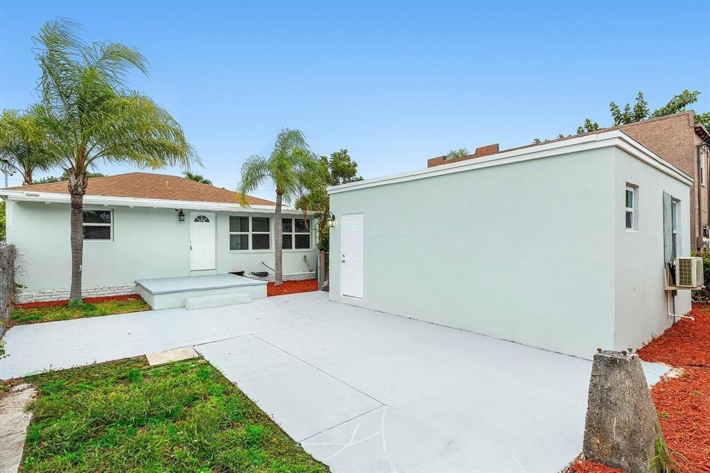 510 56th Street - Photo 2