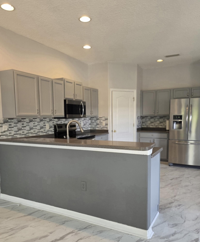 1112 Andrew Aviles Circle - Photo 7