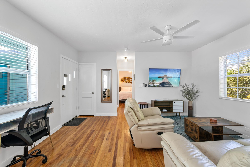 3015 Seville Street - Photo 8