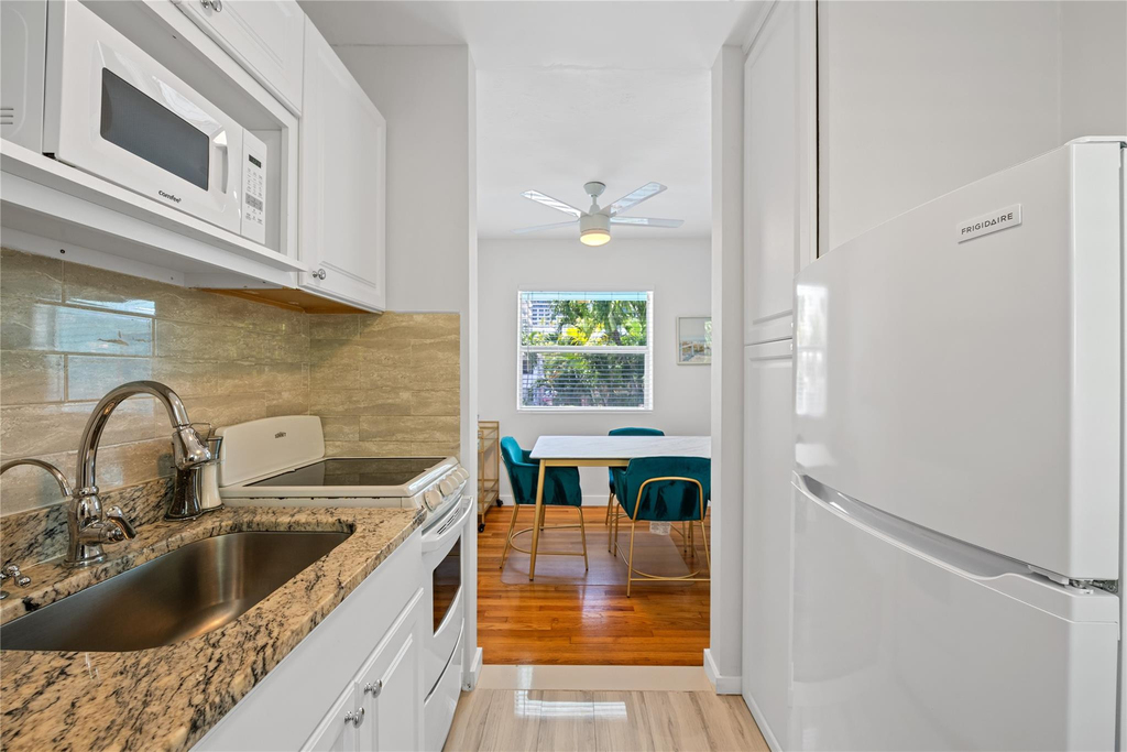 3015 Seville Street - Photo 6