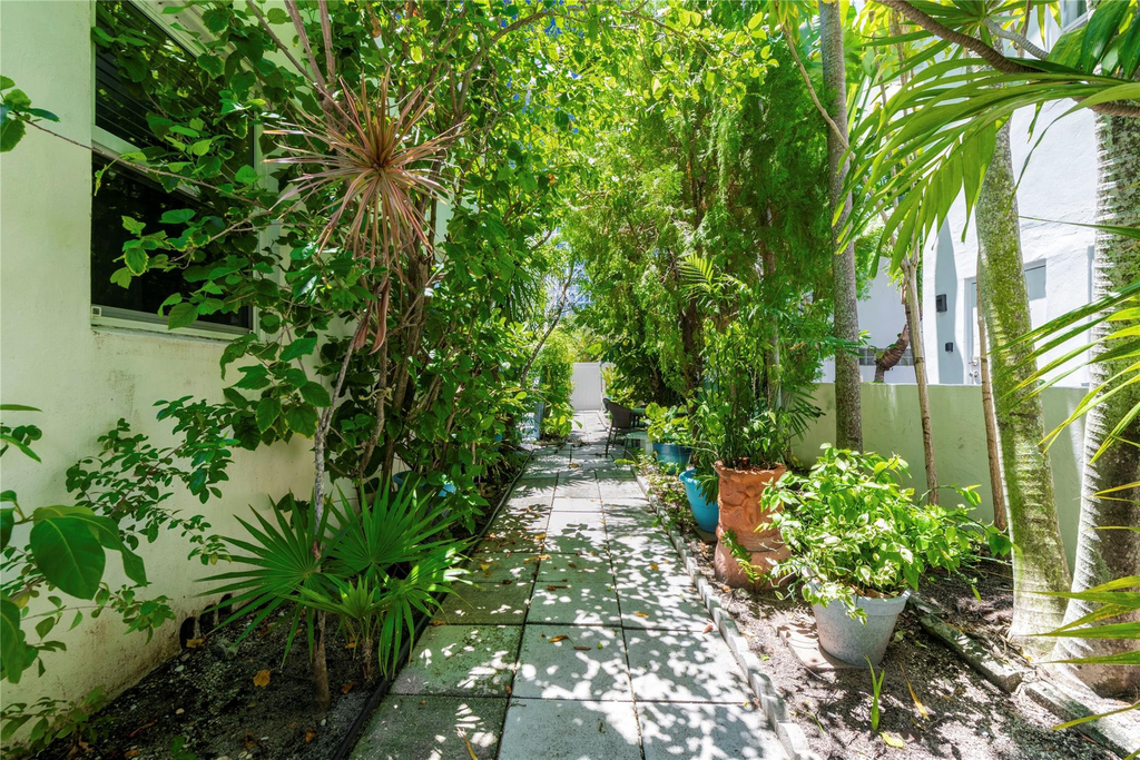 3015 Seville Street - Photo 28