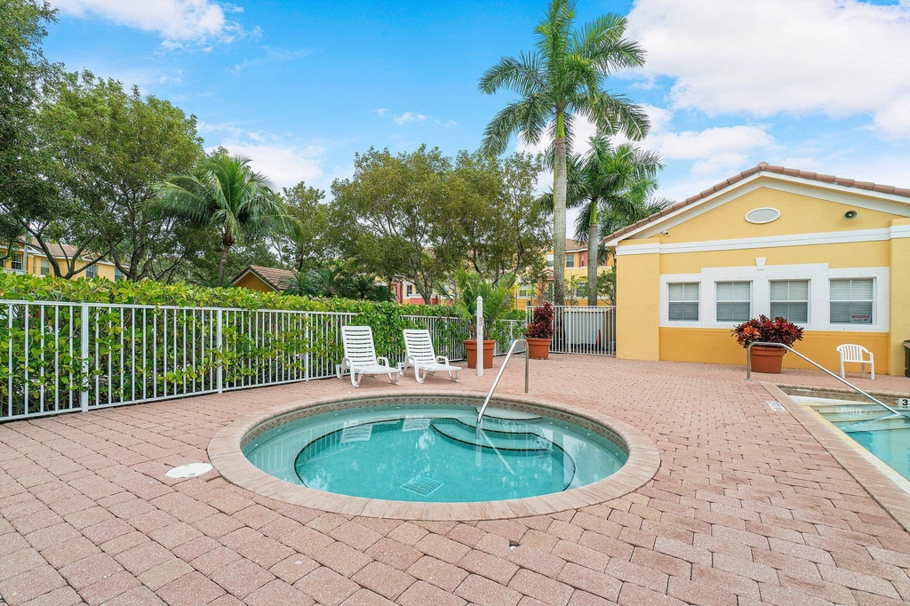 1008 Sw Shoma Drive - Photo 29