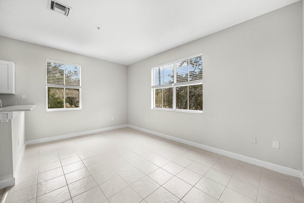 1008 Sw Shoma Drive - Photo 8