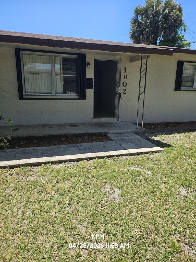 1002 Mcintosh Street - Photo 1