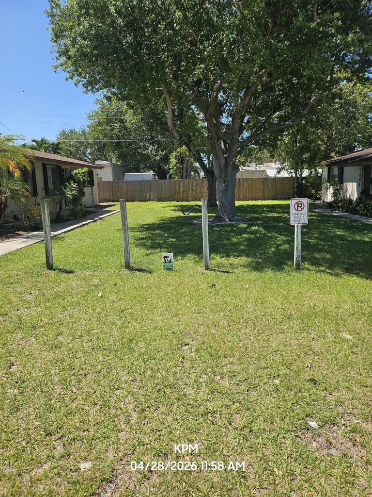 1002 Mcintosh Street - Photo 3