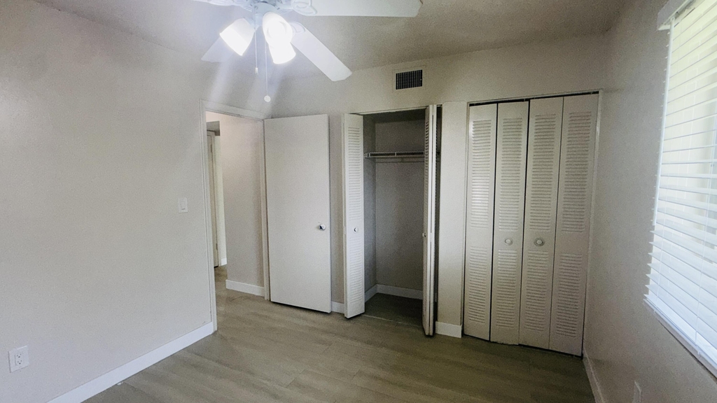 6106 Forest Hill Boulevard - Photo 15