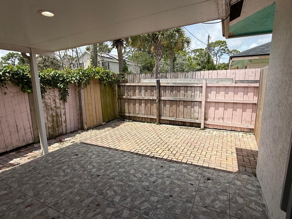 4904 Dillon Street - Photo 5