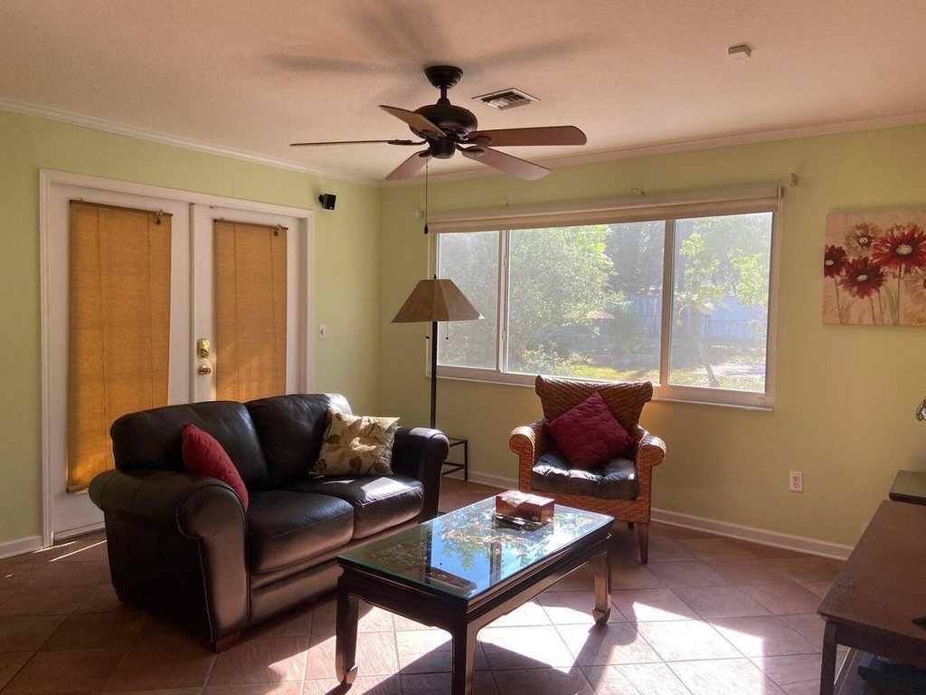 1209 N M Street - Photo 4