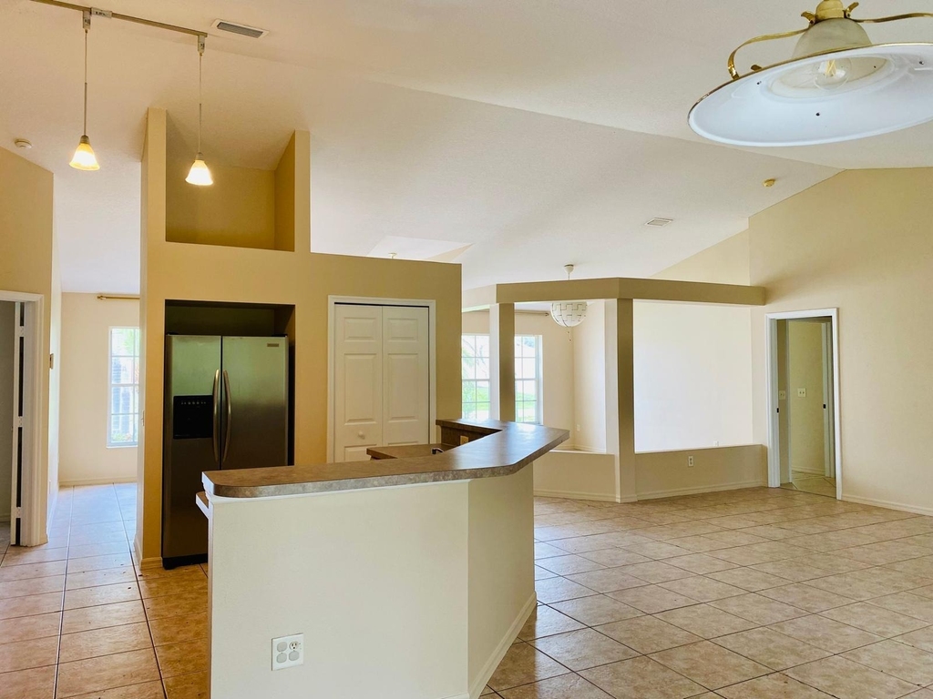 5952 Nw Baynard Drive - Photo 5