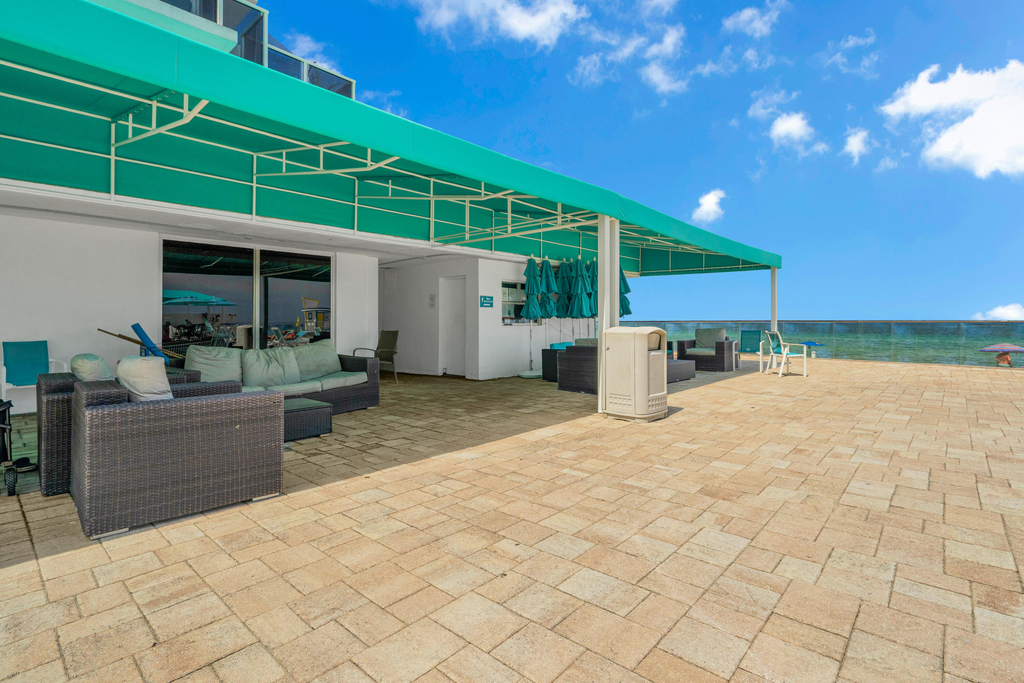 3725 S Ocean Drive - Photo 5