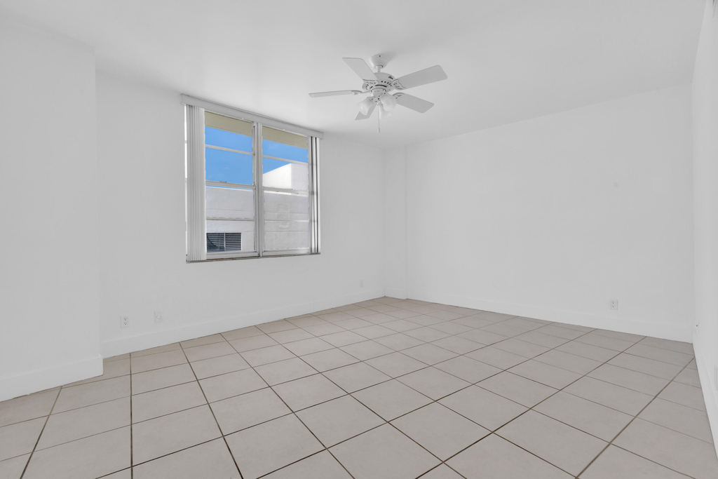 3725 S Ocean Drive - Photo 6