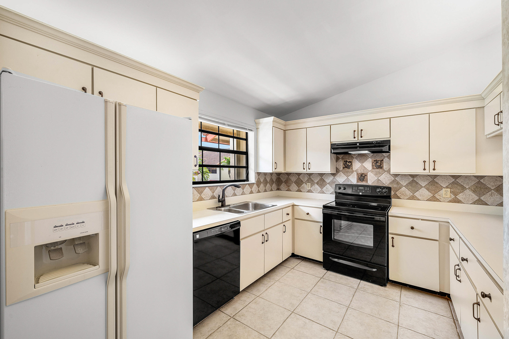 206 Congressional Way - Photo 12