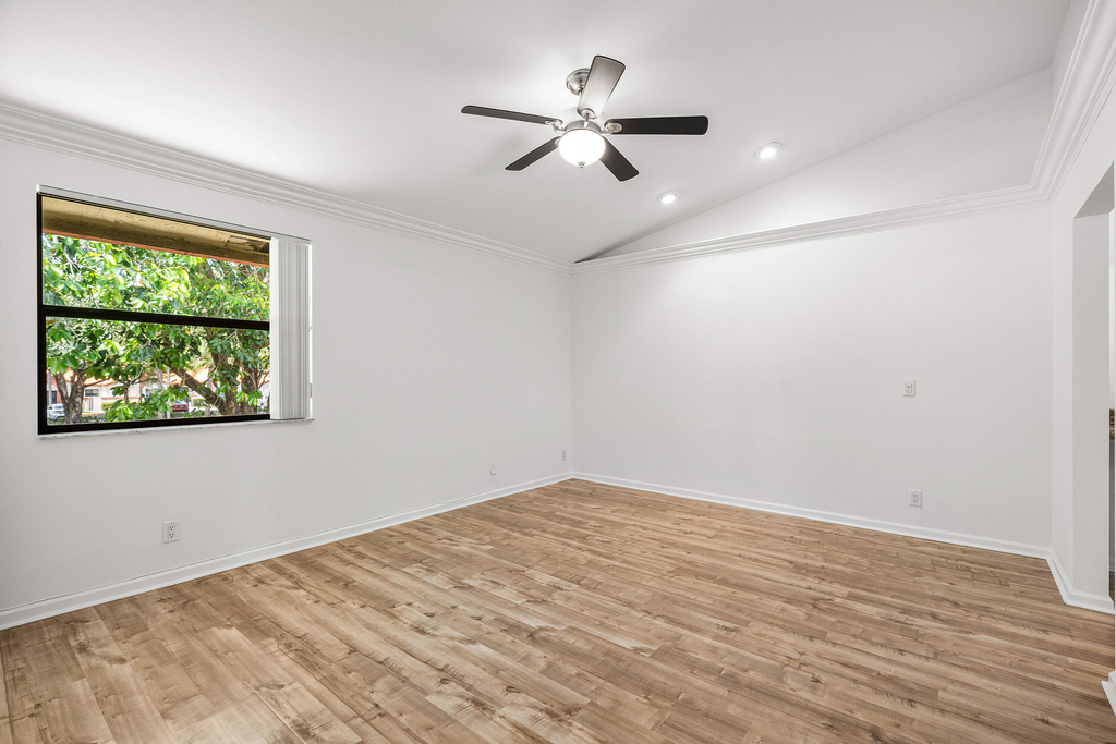 206 Congressional Way - Photo 23