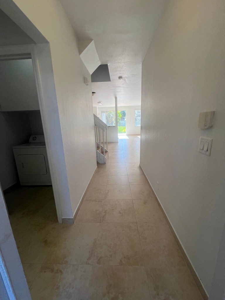 4070 Nw 91st Terrace - Photo 31