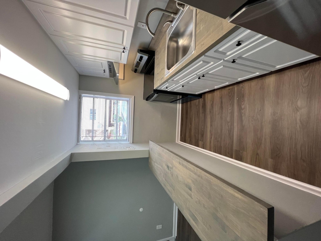 2561 Nw 135th Street - Photo 4