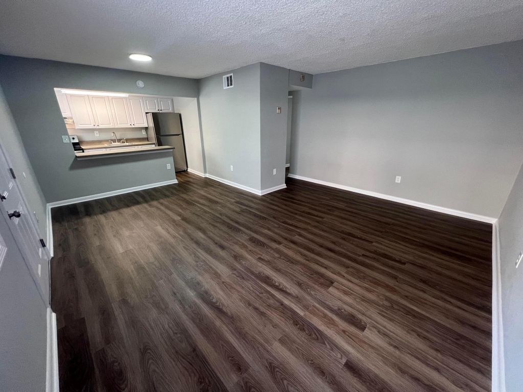 2561 Nw 135th Street - Photo 0