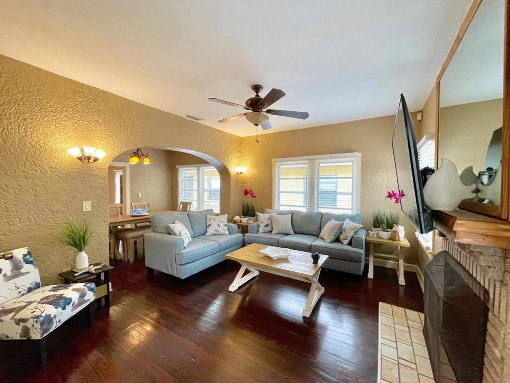 5555 Garden Avenue - Photo 1