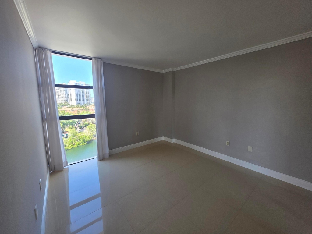 3701 N Country Club Drive - Photo 19