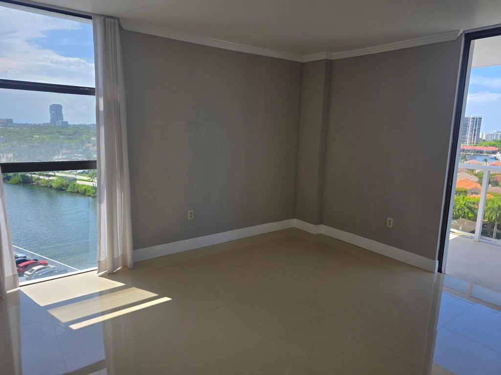 3701 N Country Club Drive - Photo 22