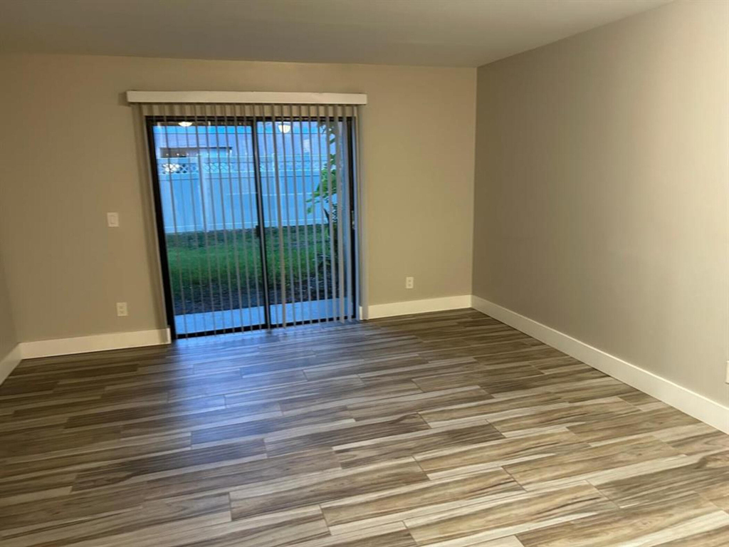 11627 Nw 35th Court - Photo 9