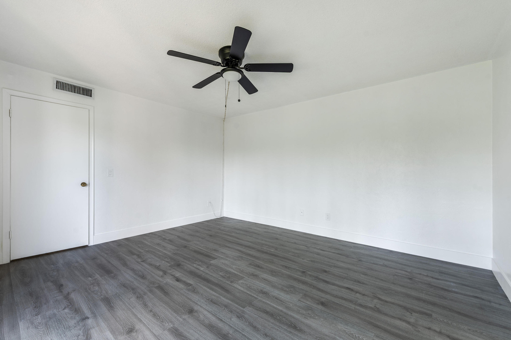 471 Kirk Road - Photo 18