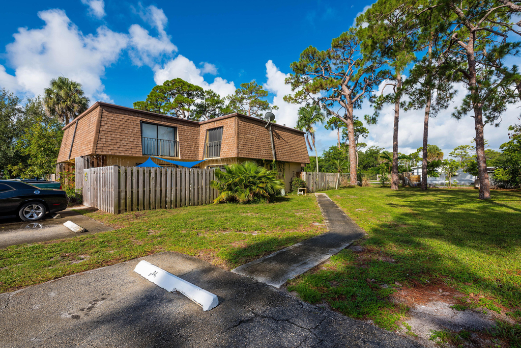 471 Kirk Road - Photo 0