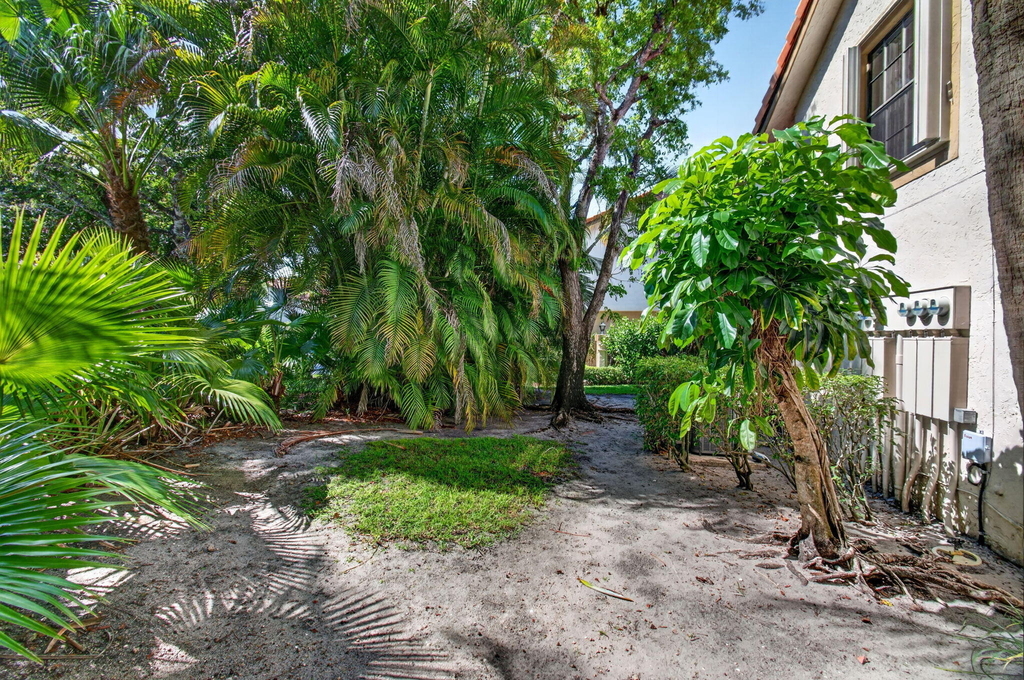 7865 La Mirada Drive - Photo 55