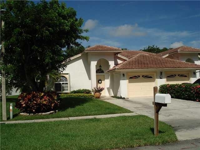 1141 Mulberry Place - Photo 1