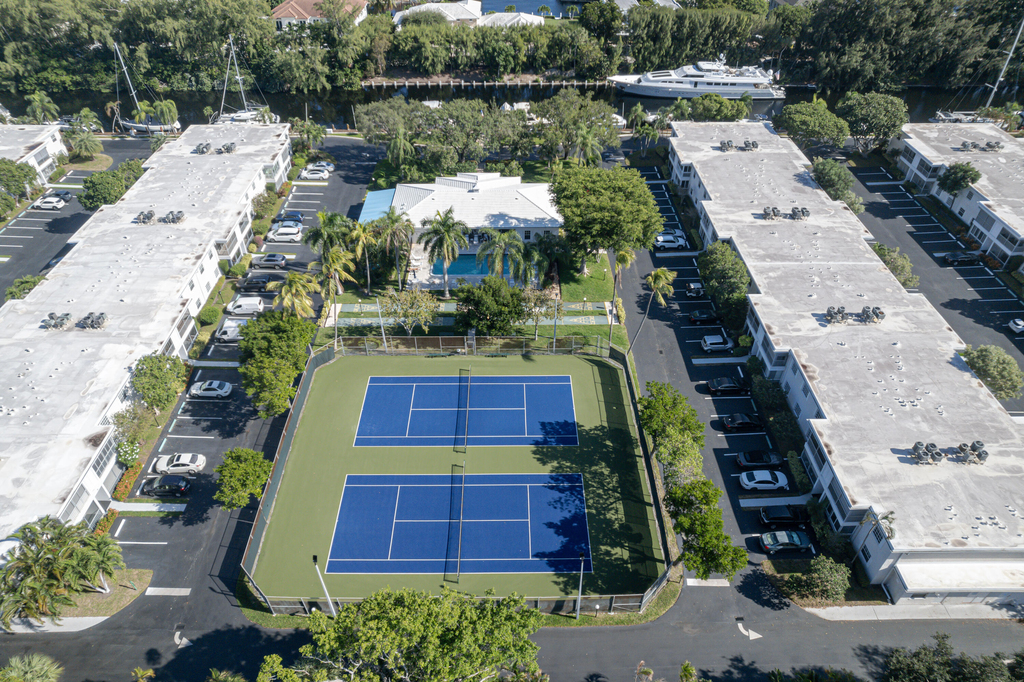 6429 Bay Club Drive - Photo 33