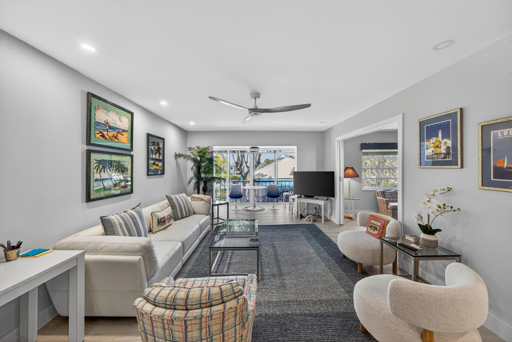 6429 Bay Club Drive - Photo 11