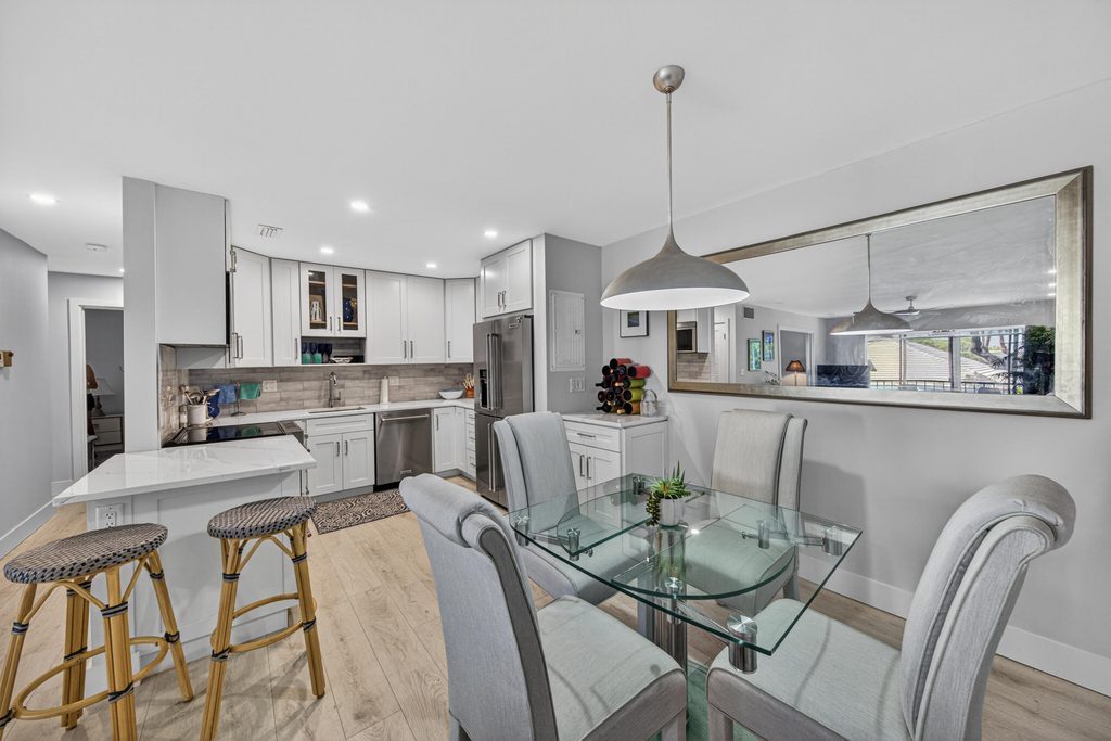 6429 Bay Club Drive - Photo 23