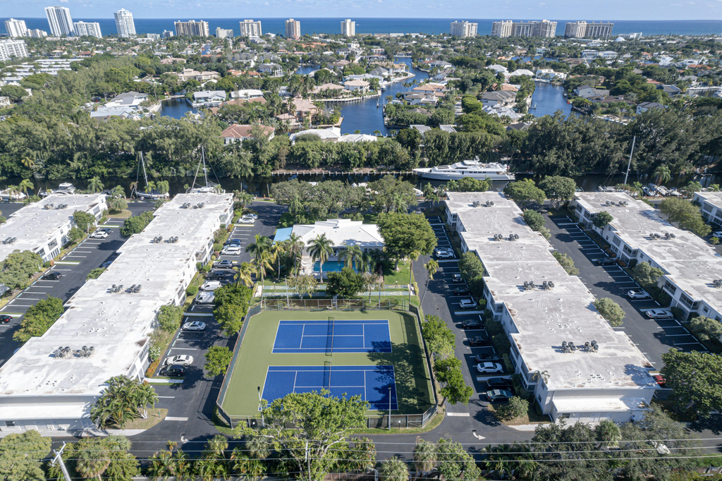 6429 Bay Club Drive - Photo 34