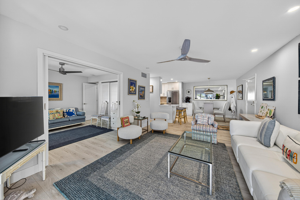 6429 Bay Club Drive - Photo 18
