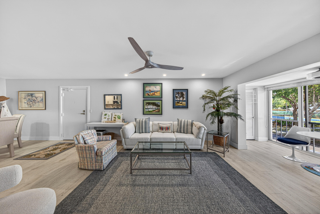 6429 Bay Club Drive - Photo 15